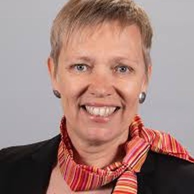Dr. Bettina Hailer
